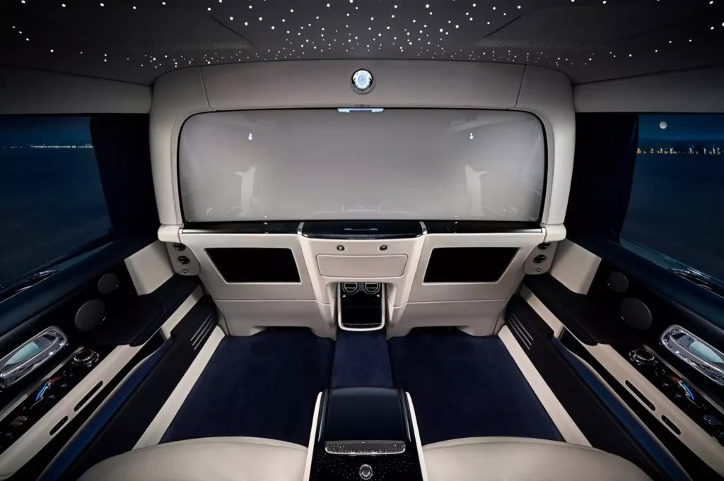 rolls royce private cabin