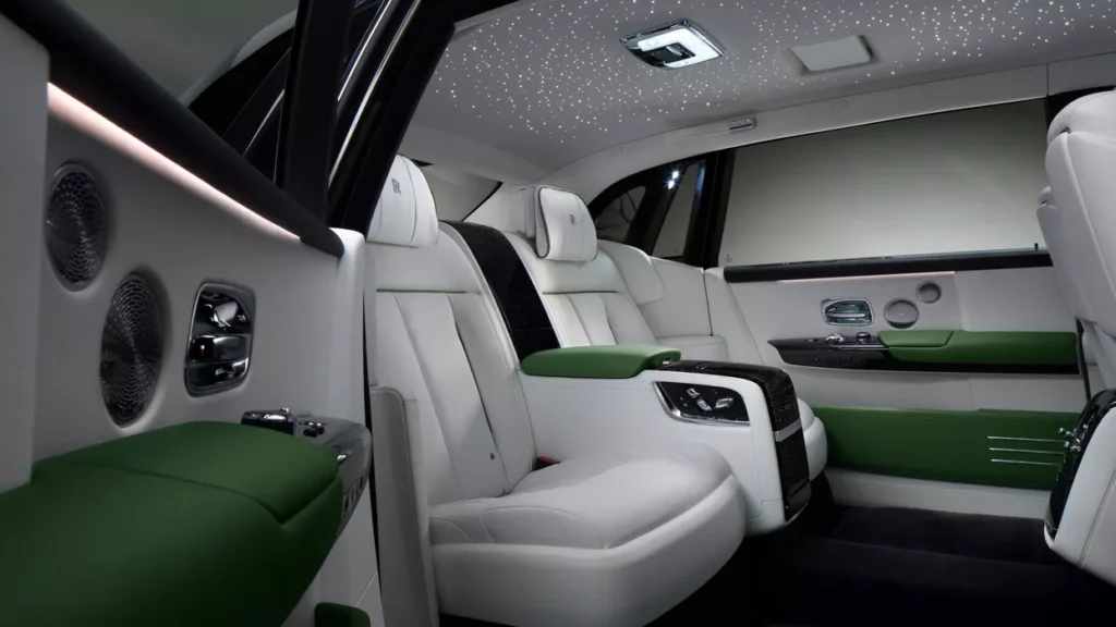 rolls-royce cabin